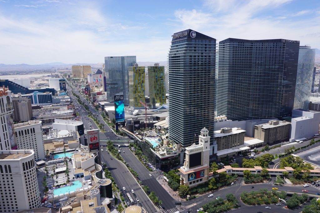 Shopping Mall On Las Vegas Strip Looking To Add Casino - Poker News