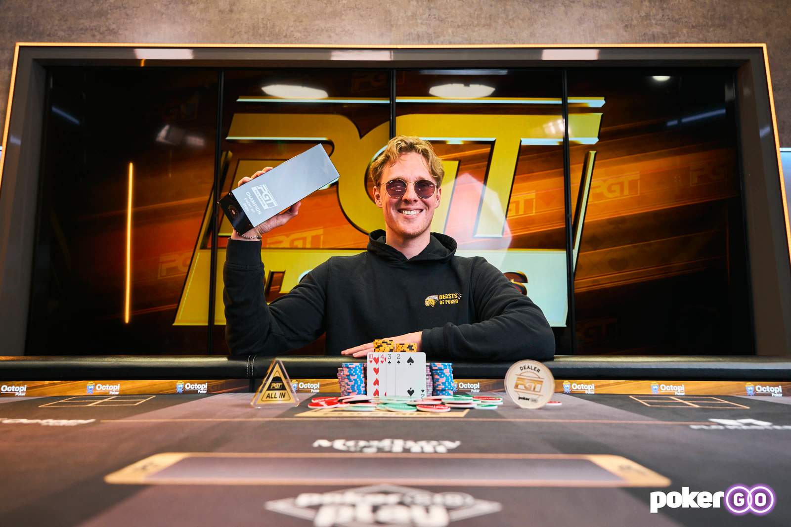 Samuli Sipila Scores Again at PGT PLO Series, Takes Over Series